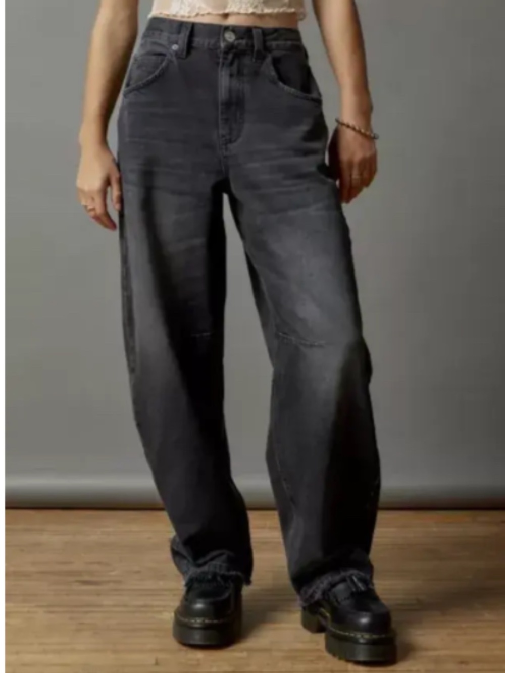 NWT BDG Logan Boyfriend Loose Mid-rise Jeans Sz 27 by 32